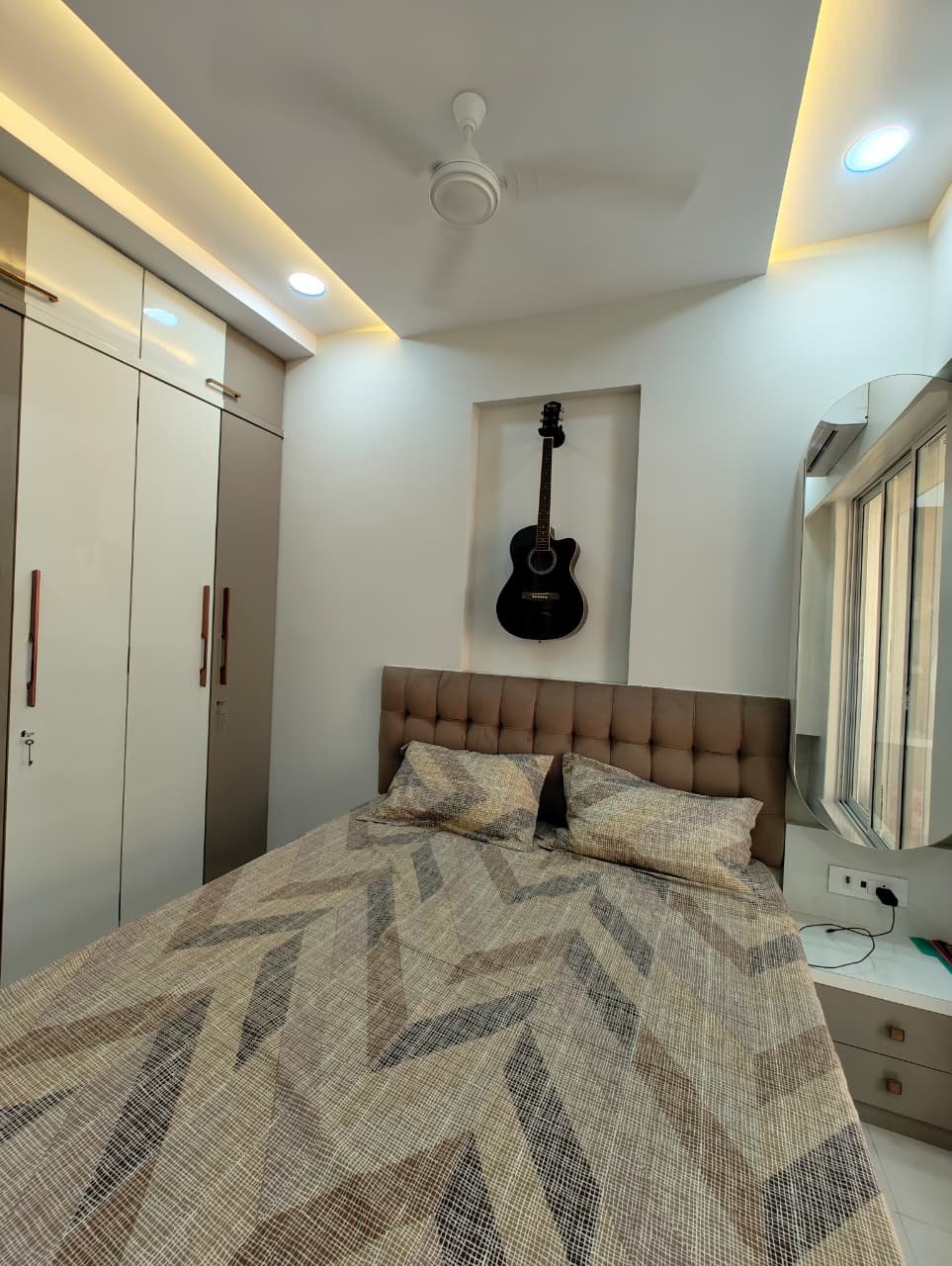 WhatsApp Image 2025-11-17 at 9.32.17 AM (1)